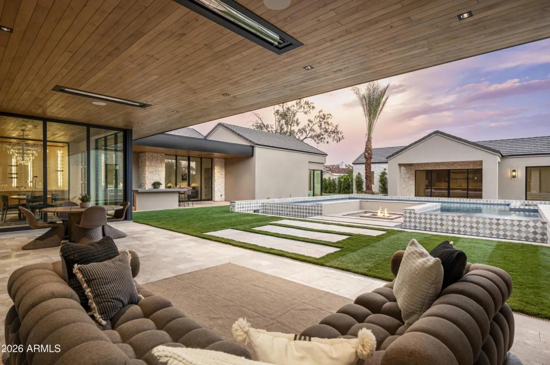 Real Estate Picture 29