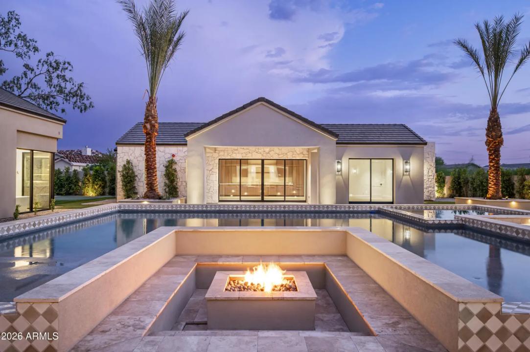 Real Estate Picture 32