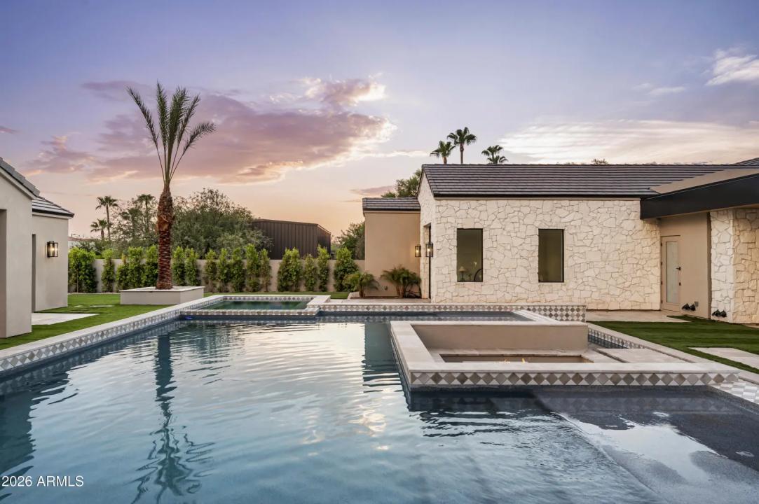 Real Estate Picture 37