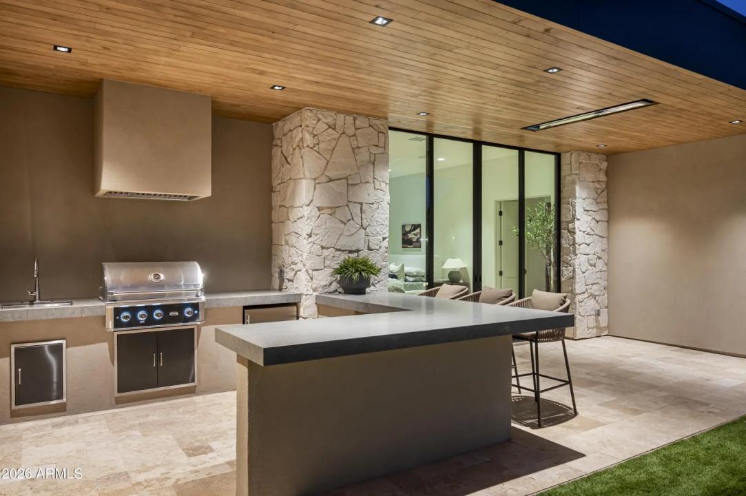 Real Estate Picture 34