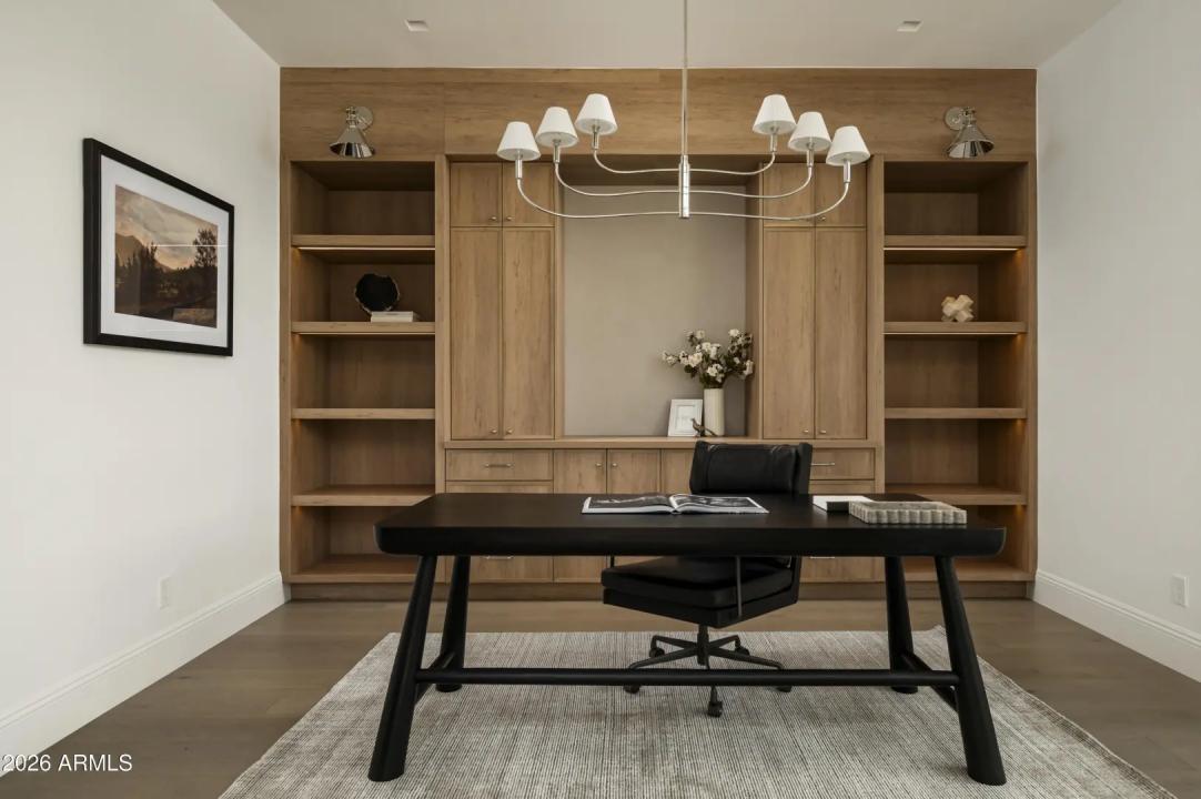 Real Estate Picture 21