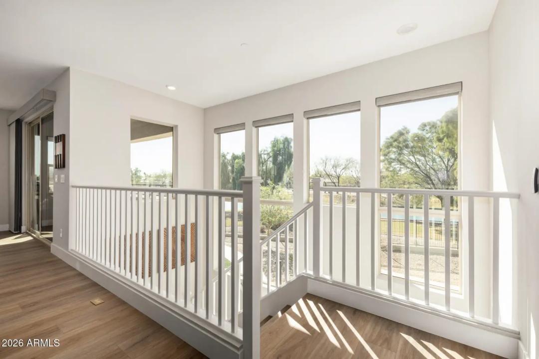 Real Estate Picture 33