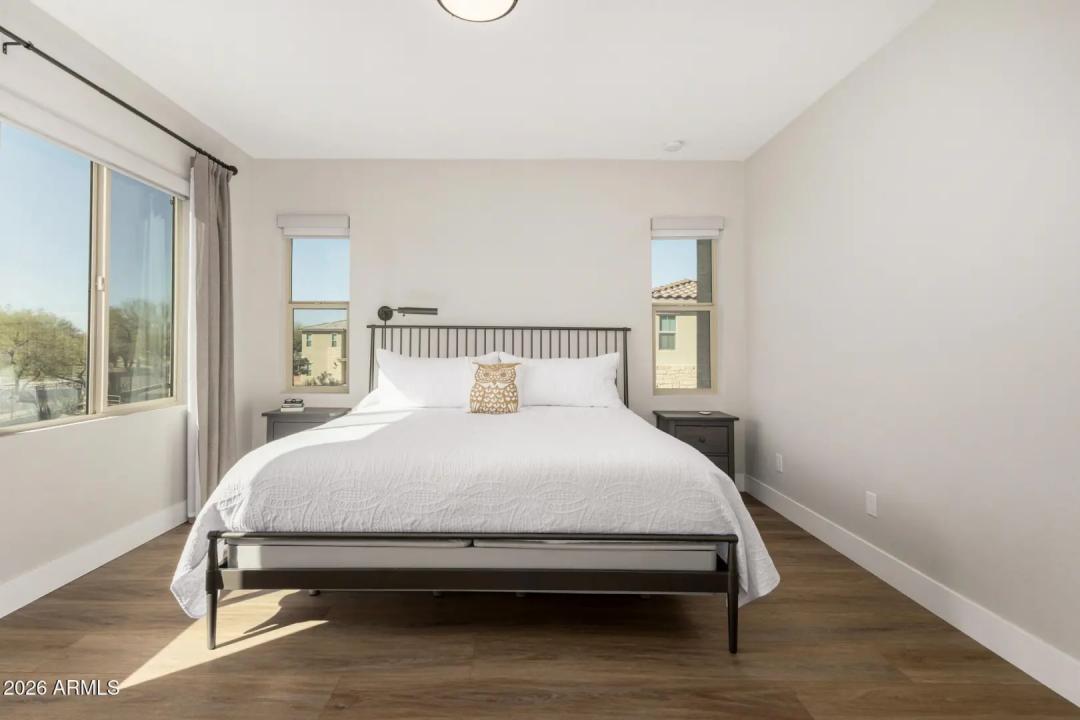 Real Estate Picture 19