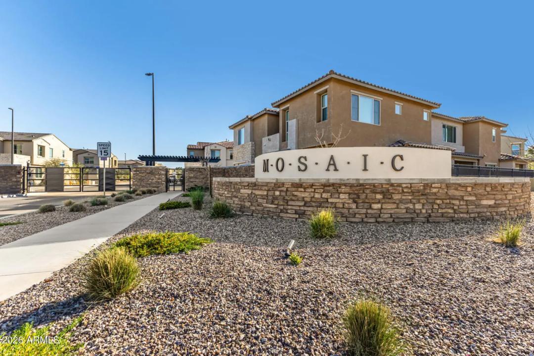 Real Estate Picture 39