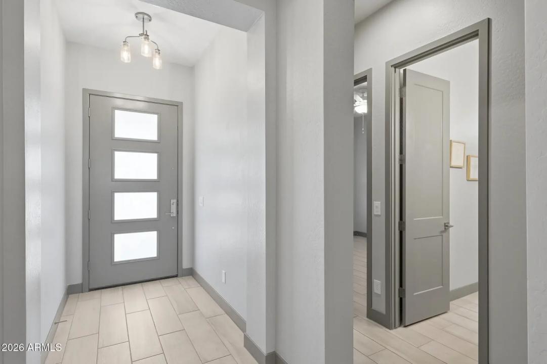 Real Estate Picture 29