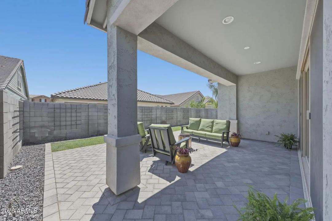 Real Estate Picture 36