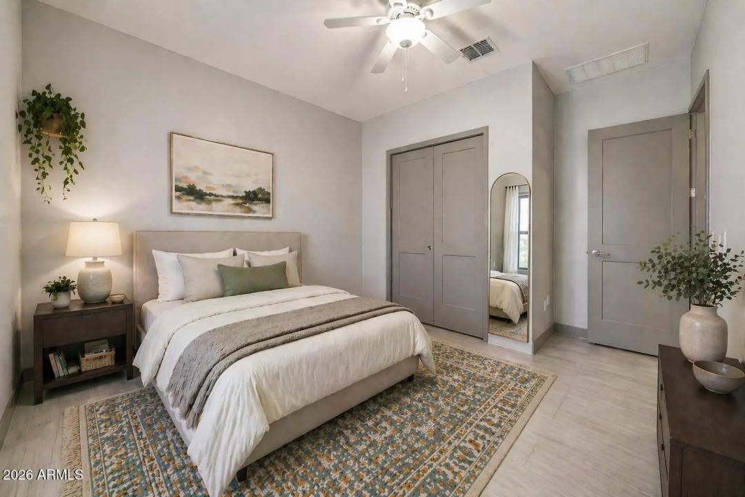 Real Estate Picture 30