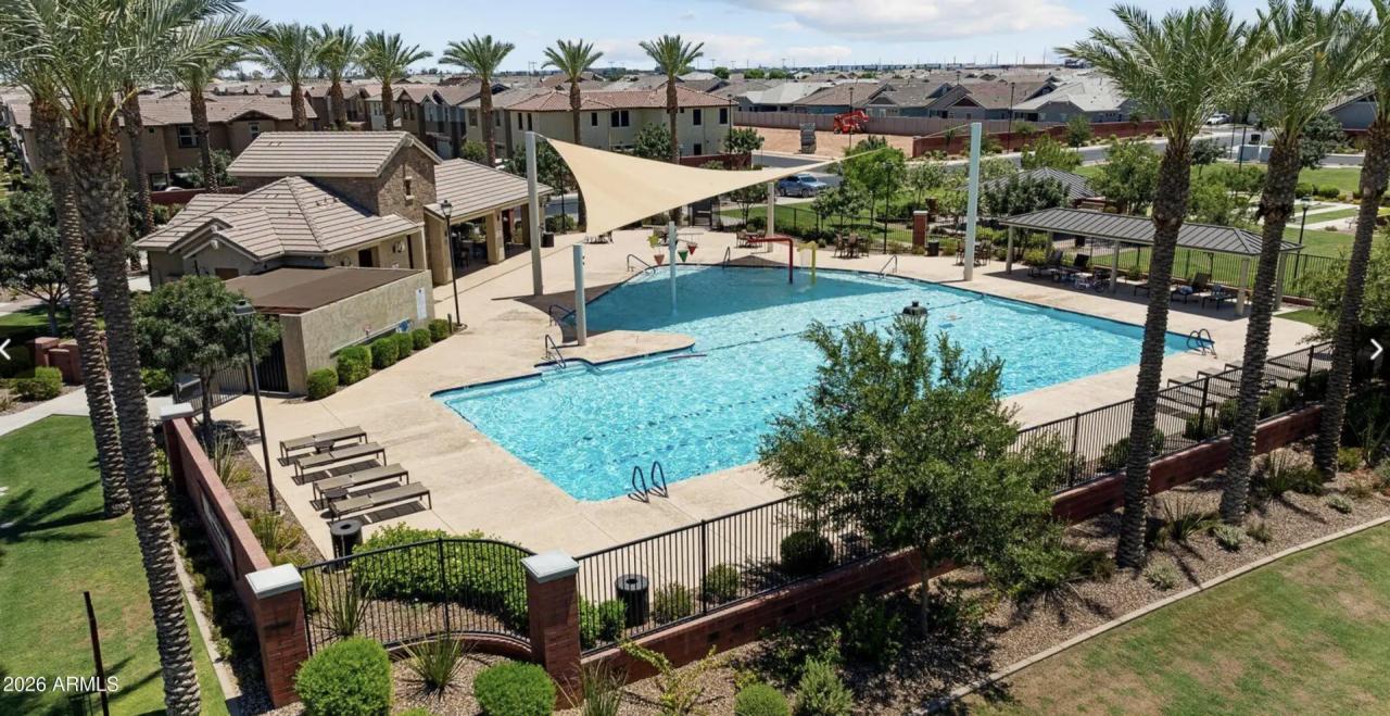 Real Estate Picture 42