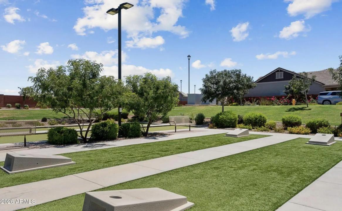 Real Estate Picture 46