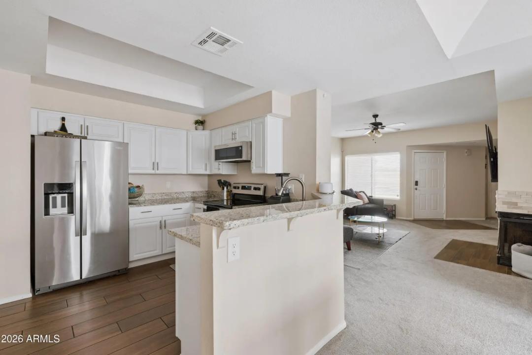 Real Estate Picture 5