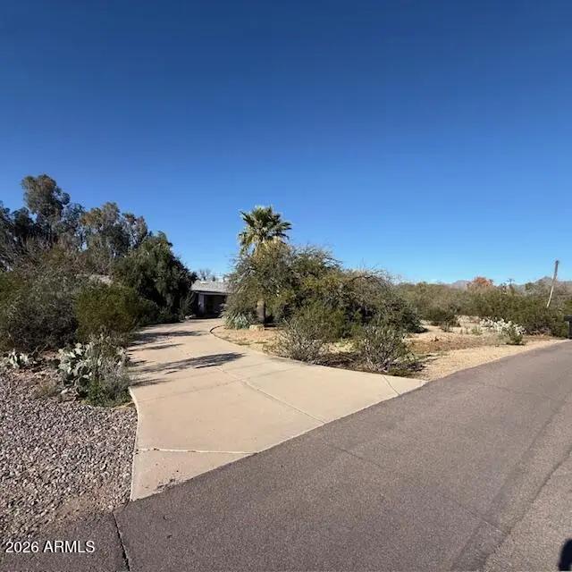 Real Estate Picture 3