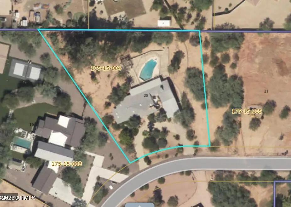 Real Estate Picture 2