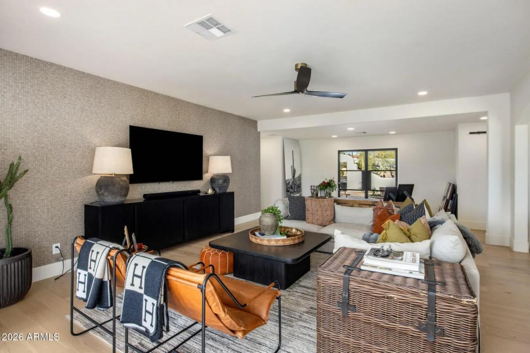 Real Estate Picture 2