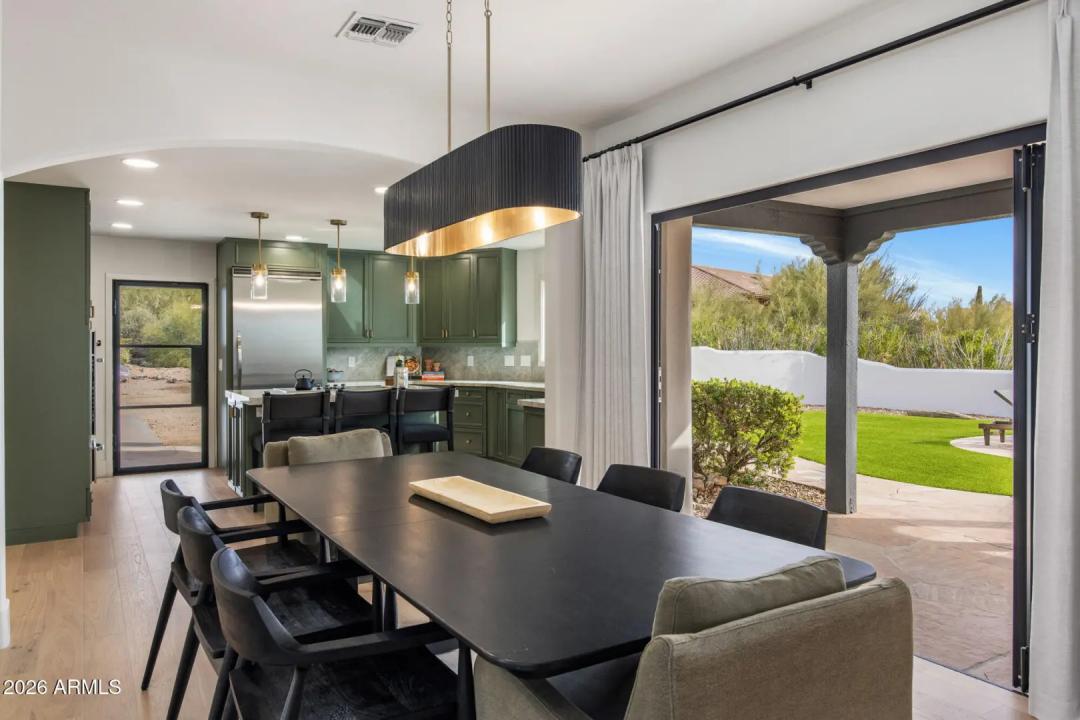 Real Estate Picture 10