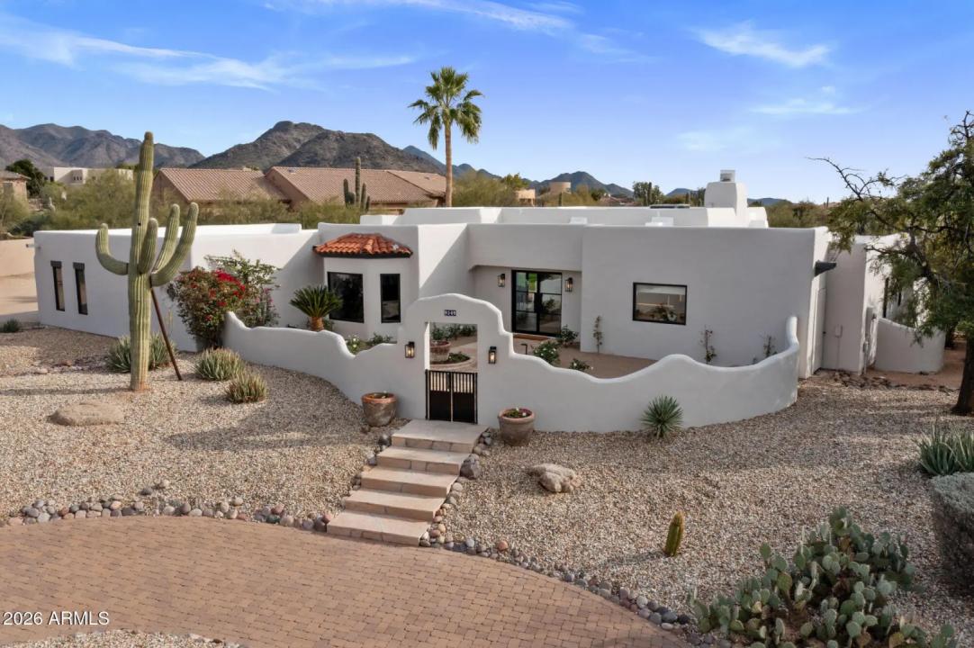 Real Estate Picture 4