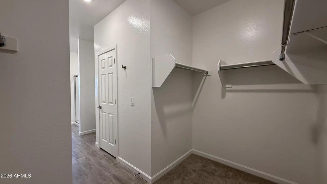 Real Estate Picture 19