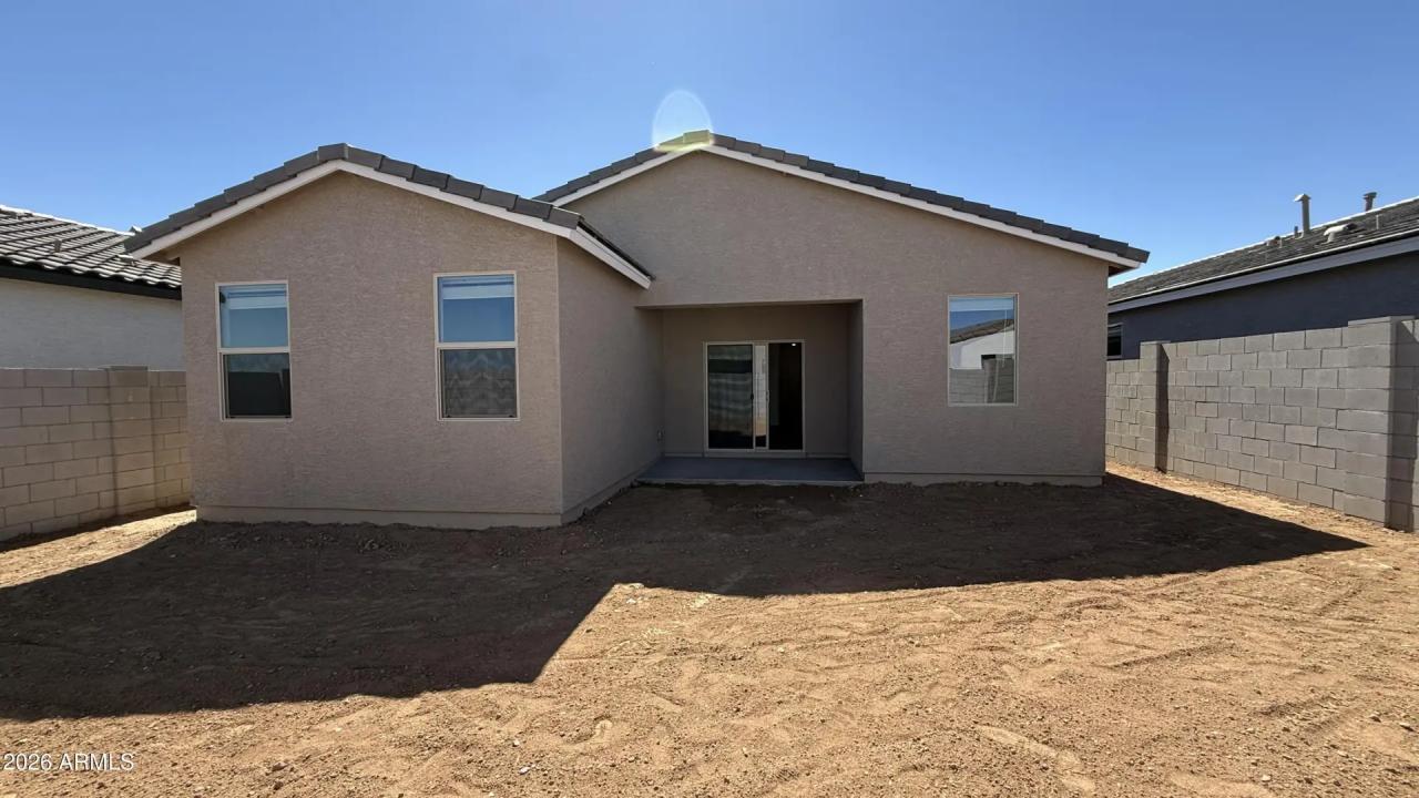 Real Estate Picture 25