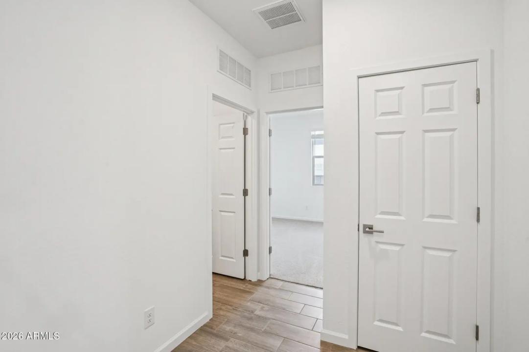 Real Estate Picture 20