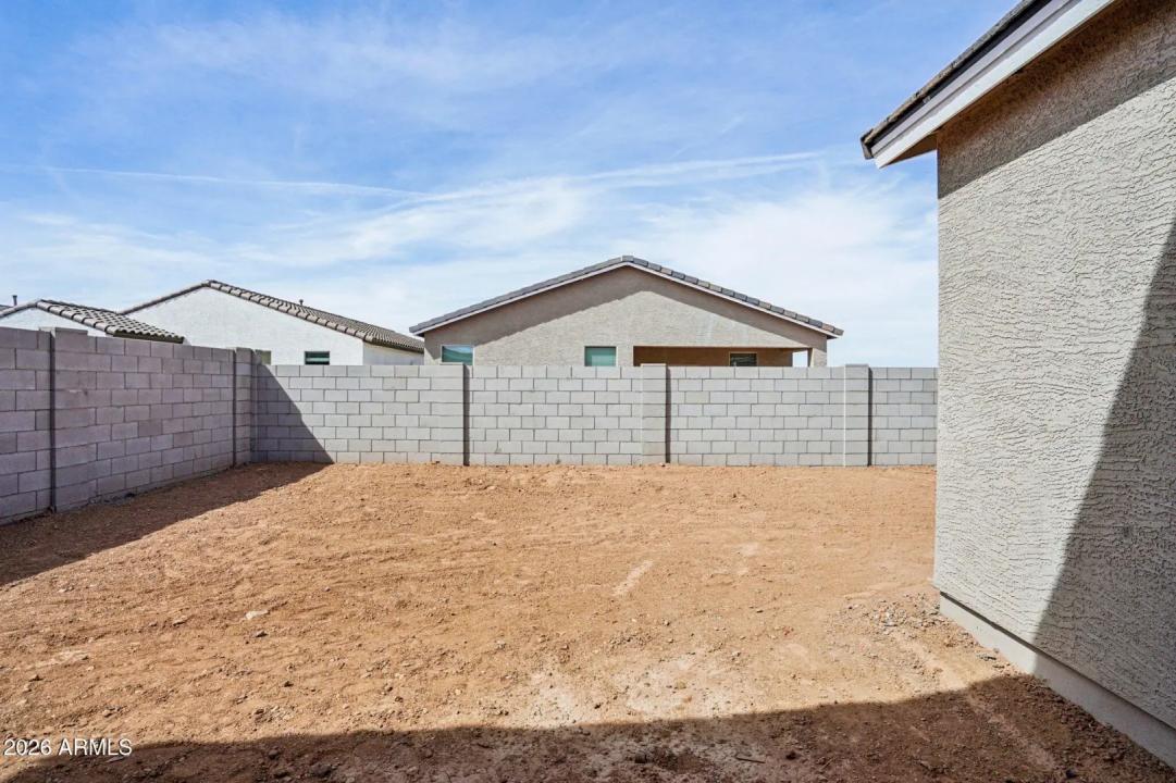 Real Estate Picture 34