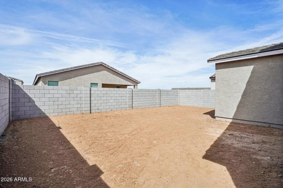 Real Estate Picture 35