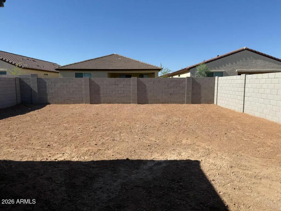 Real Estate Picture 13