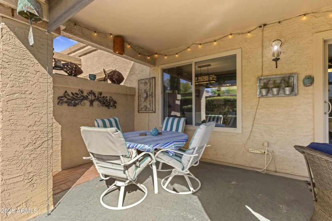 Real Estate Picture 24