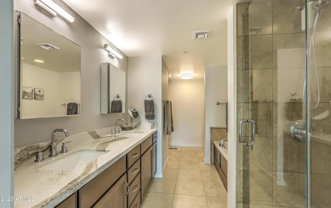 Real Estate Picture 23