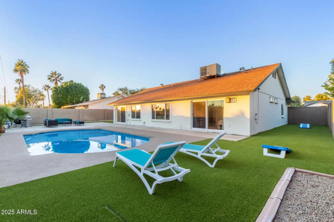 Real Estate Picture 20