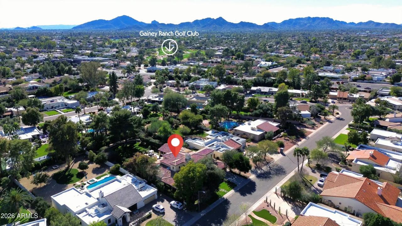 Real Estate Picture 6