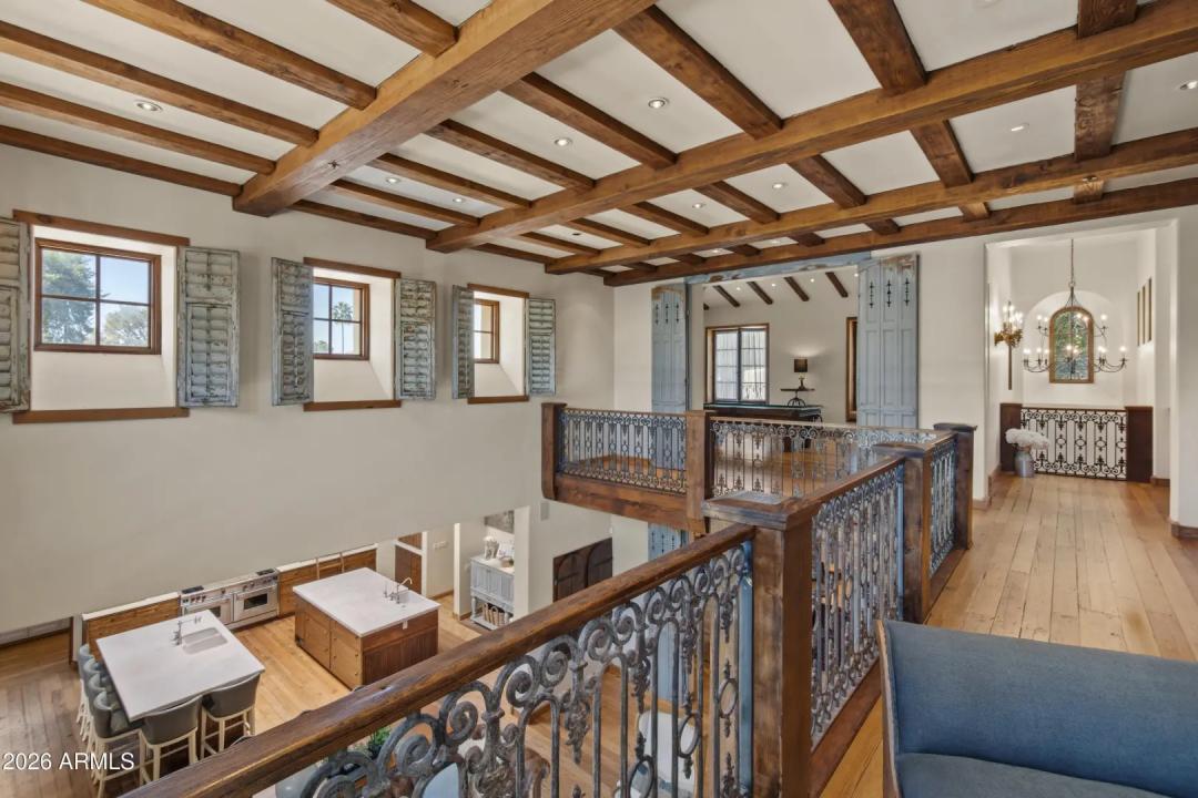 Real Estate Picture 42