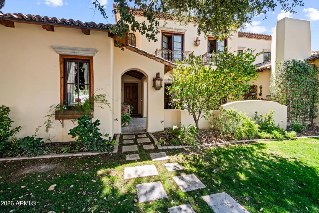 Real Estate Picture 2