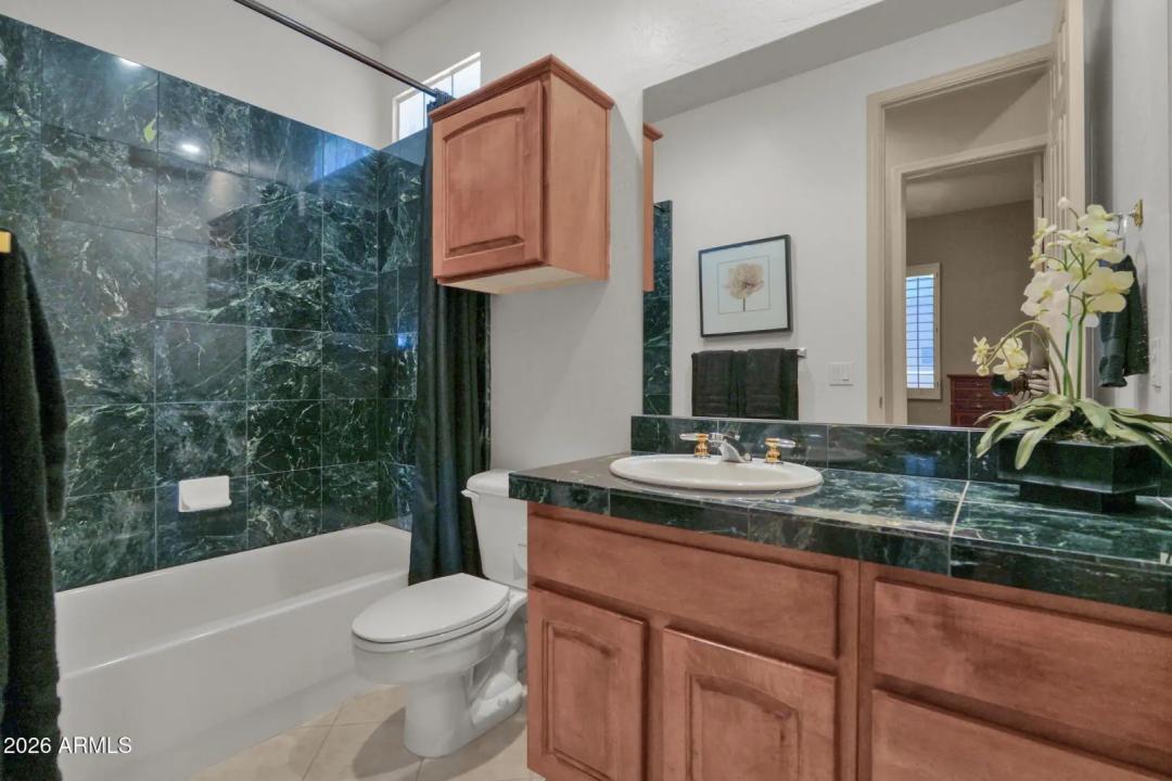 Real Estate Picture 31