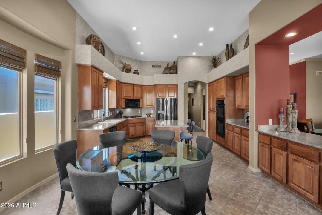 Real Estate Picture 20