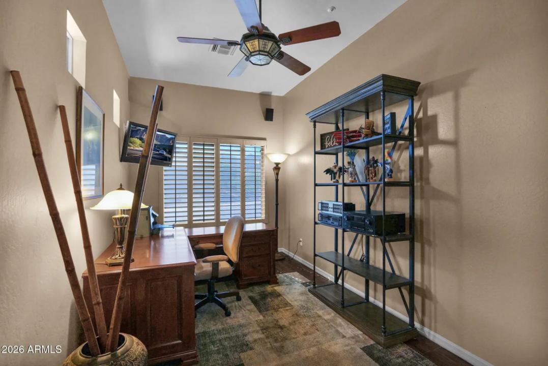 Real Estate Picture 32