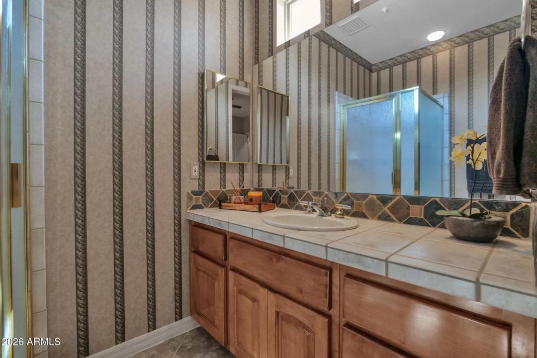 Real Estate Picture 29