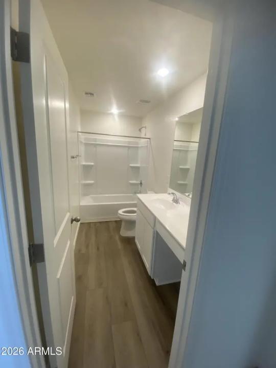 Real Estate Picture 19