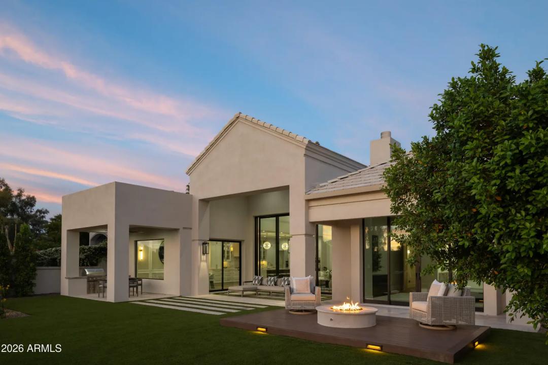 Real Estate Picture 9