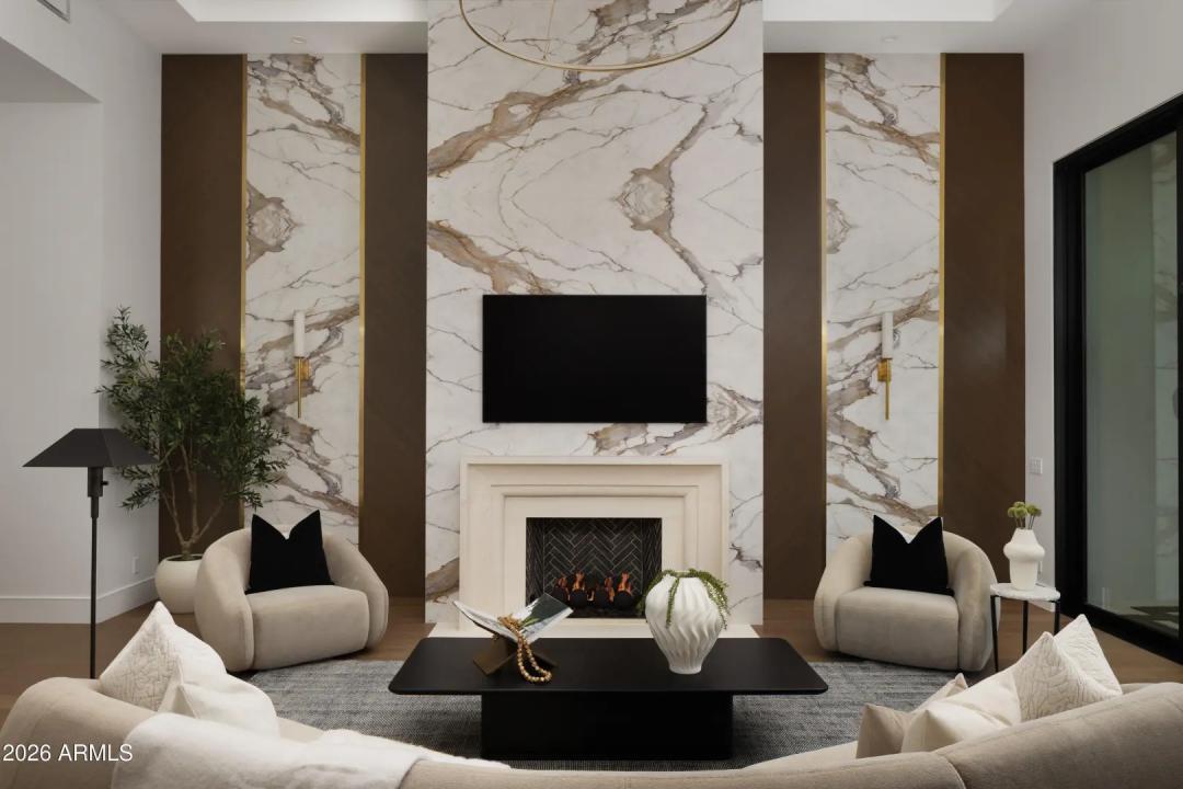 Real Estate Picture 1