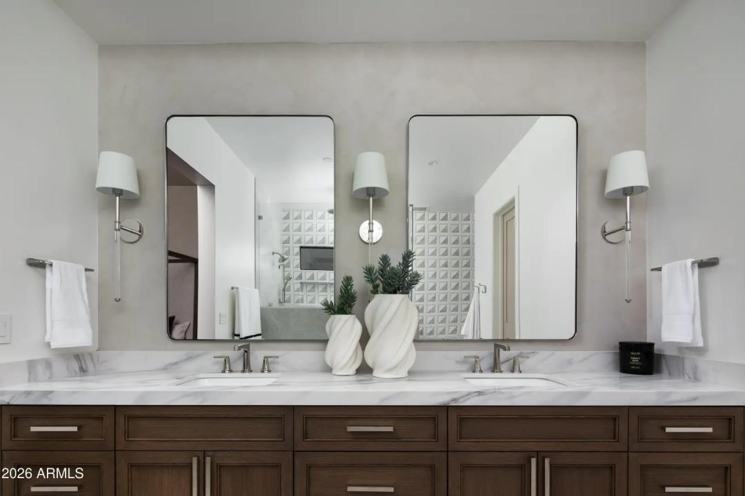Real Estate Picture 19