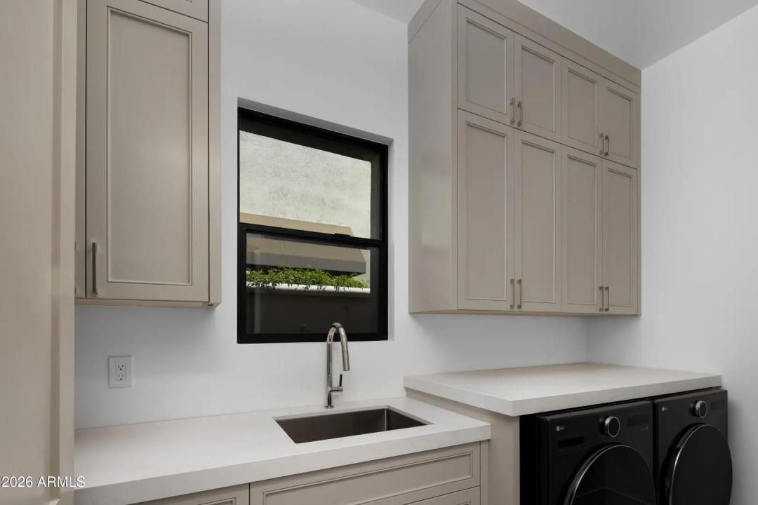Real Estate Picture 30