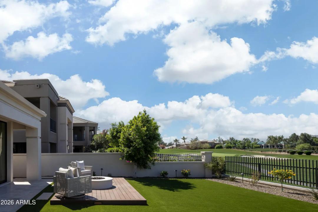 Real Estate Picture 32