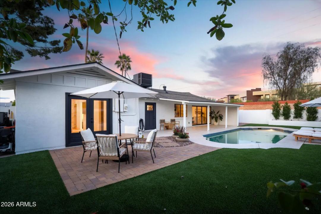 Real Estate Picture 40