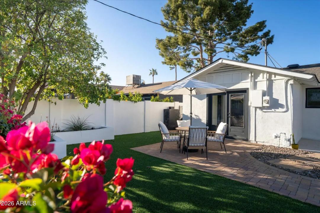 Real Estate Picture 38