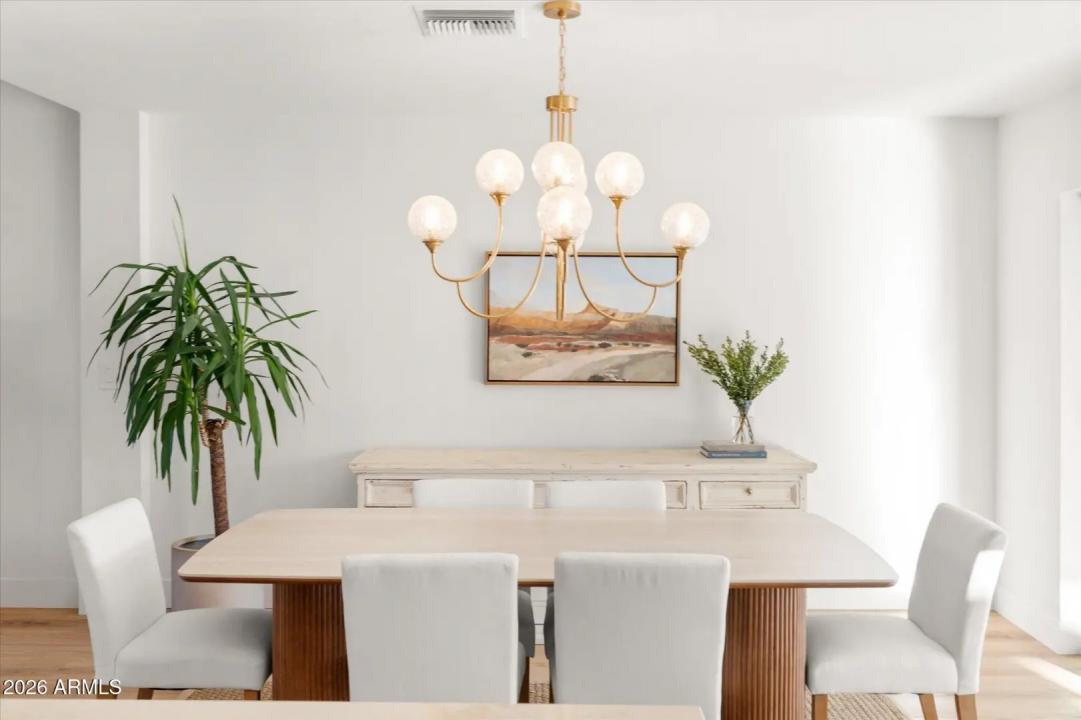 Real Estate Picture 14