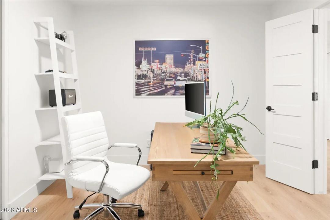 Real Estate Picture 27