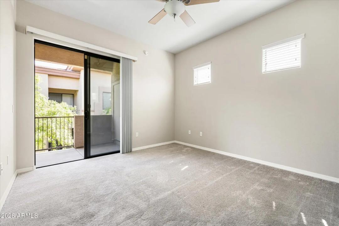 Real Estate Picture 14