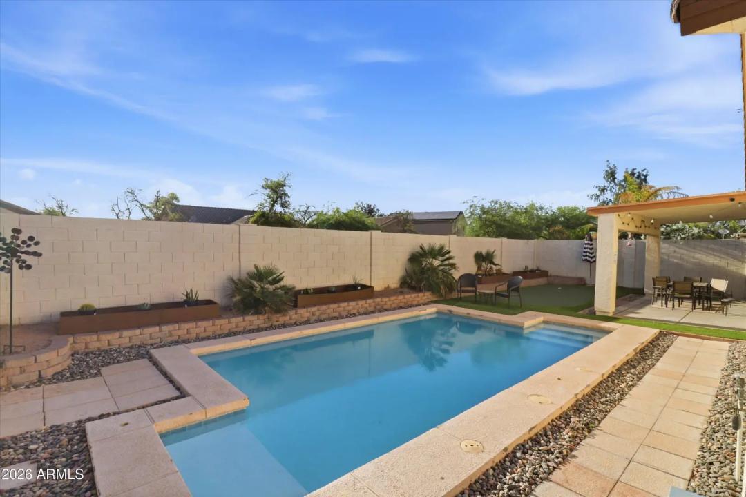 Real Estate Picture 52