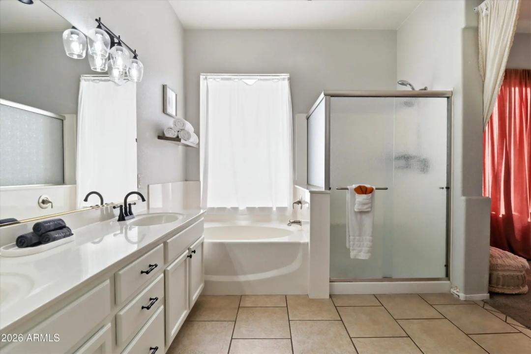 Real Estate Picture 27