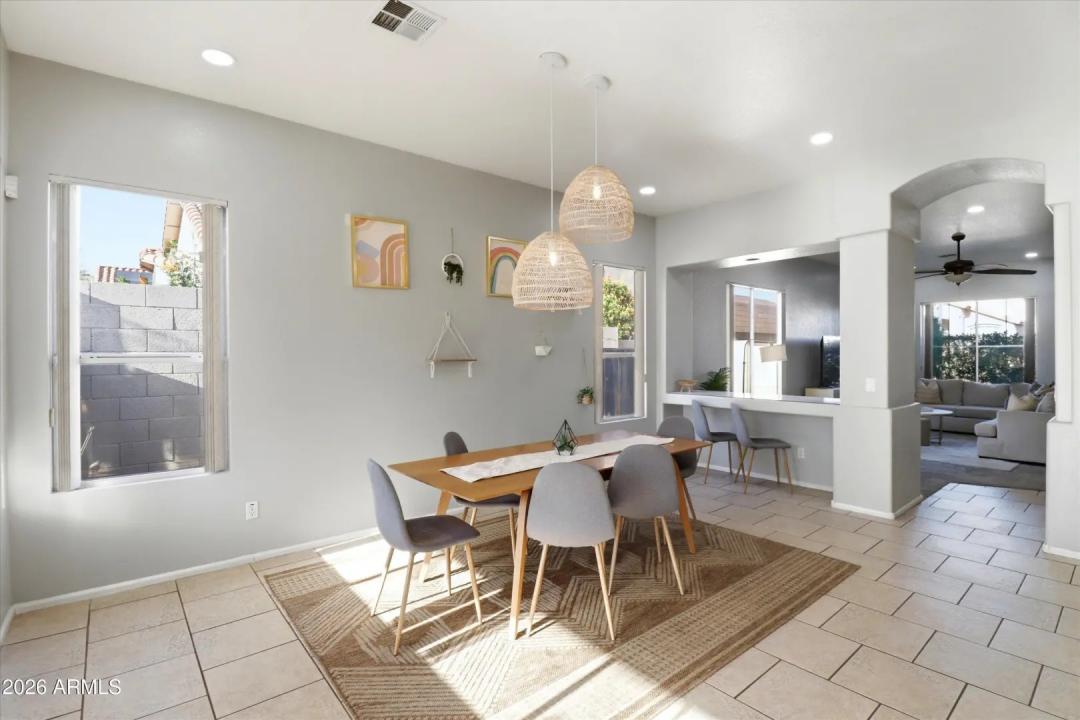 Real Estate Picture 18