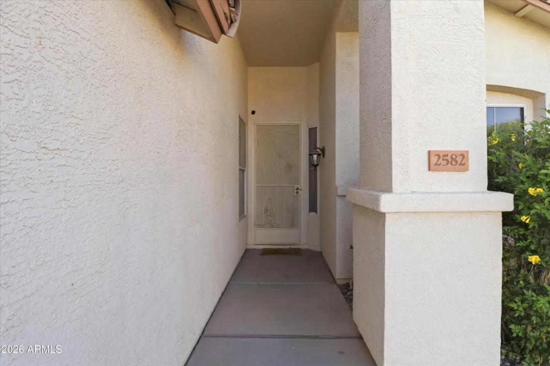 Real Estate Picture 7